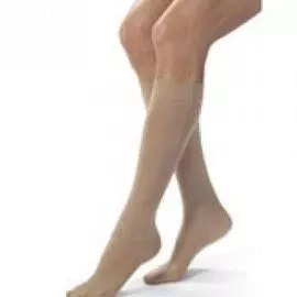 Opaque Knee-High Moderate Compression Stockings Medium, Natural