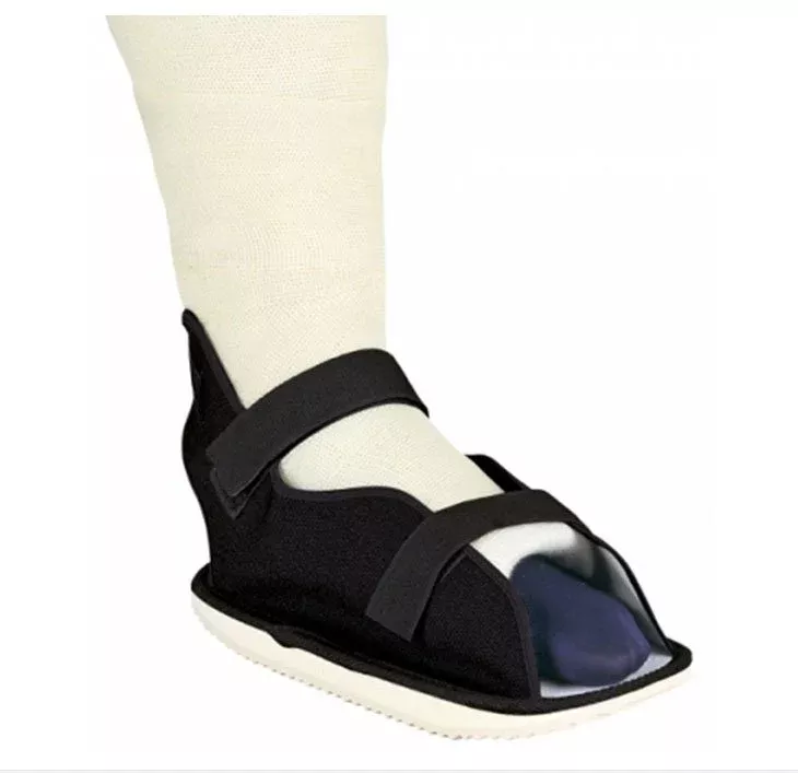 ProCare Canvas Cast Shoe, Medium, Black